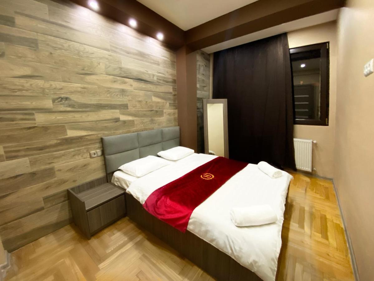 Luxury 4-Bedroom Apartment In The Center Tbilisi Exterior foto